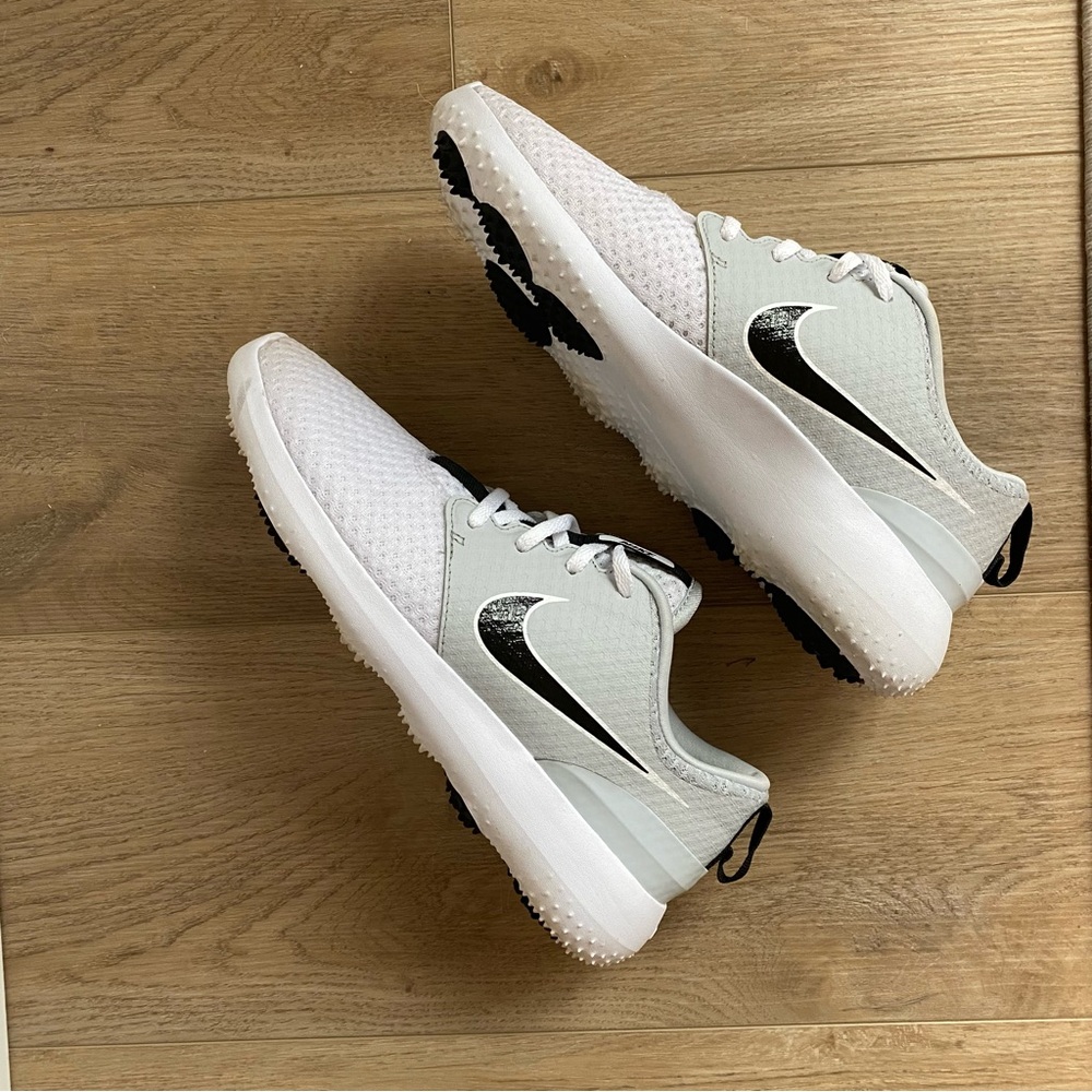 Nike Roshe G Golf Shoes Spikeless White Black Pure Platinum M size 8 W 9.5 - Picture 3 of 9